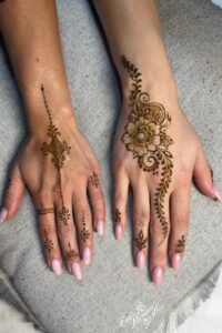 Poslikava s kano - henna tattoo - elegant
